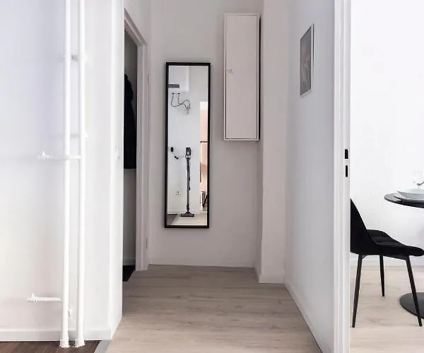 Design At Ku'damm Апартаменты *